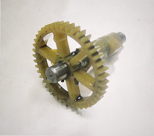 Briggs and Stratton 10D902-0133-D2 Engine Camshaft part 691998, 493747
